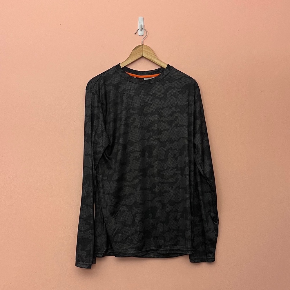 NWT Zone Pro Camo Print Active Long Sleeve Shirt